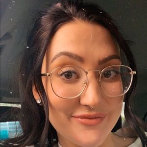 Meet your Posher, Ashlyn